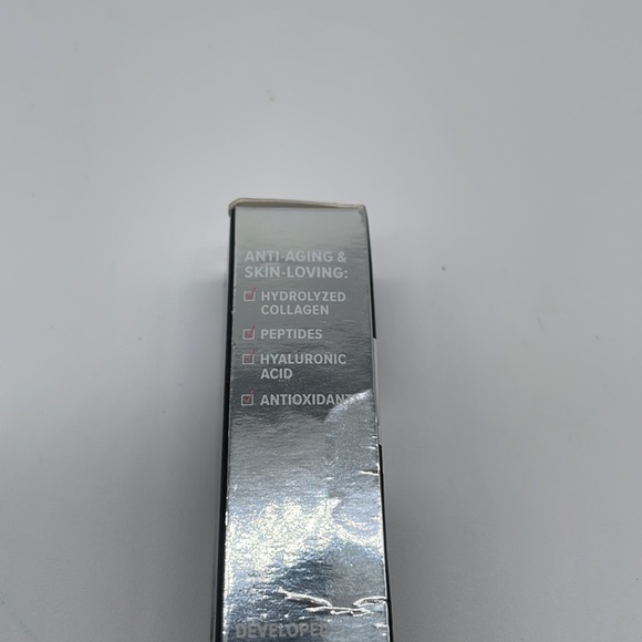 It Cosmetics BYE BYE UNDER EYE FULL COVERAGE ANTI-AGING WATERPROOF CONCEALER - Picture 6 of 6